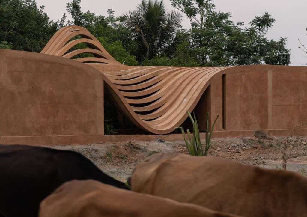 Vaazh: A Handcrafted Earth Home Embracing Nature 1 vaazh 21
